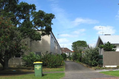 Photo of property in 3/21 Saltburn Road, Milford, Auckland, 0620