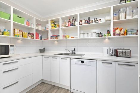 Photo of property in 38 Lysaght Place, Welcome Bay, Tauranga, 3112