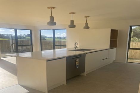 Photo of property in 46 Morus Road, Massey, Auckland, 0614