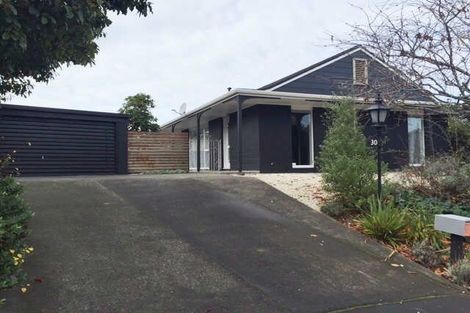 Photo of property in 30 Highfield Place, Avonhead, Christchurch, 8042
