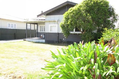 Photo of property in 135 Lucknow Street, Wairoa, 4108