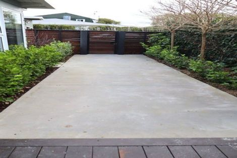 Photo of property in 12 Kukupa Grove, Heretaunga, Upper Hutt, 5018