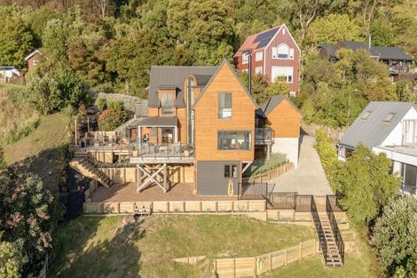 Photo of property in 30 Gilmour Terrace, Lyttelton, 8082