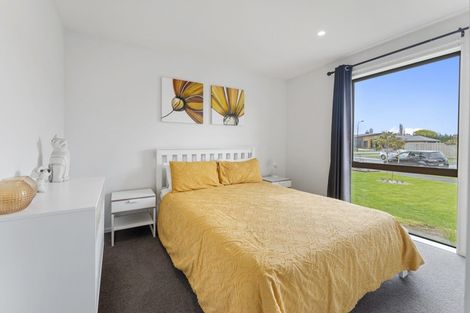 Photo of property in 4 Fearne Drive, Woodend, 7610