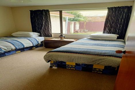 Photo of property in 1/21 Royleen Street, Casebrook, Christchurch, 8051