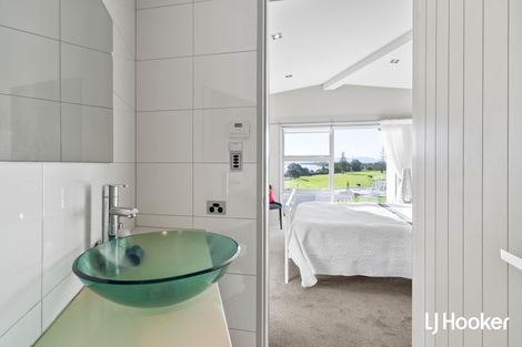 Photo of property in 3 Pio Road, Bowentown, Waihi Beach, 3177