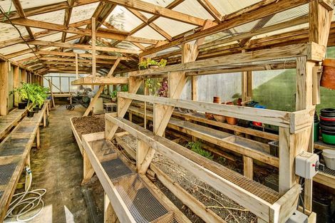 Photo of property in 15 Greer Crescent, Tawa, Wellington, 5028