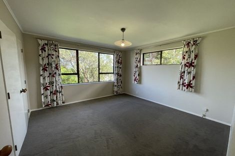 Photo of property in 8 Trinidad Crescent, Grenada Village, Wellington, 6037