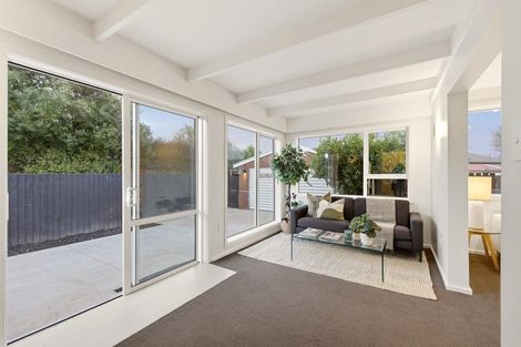 Photo of property in 274 Lake Terrace Road, Shirley, Christchurch, 8061