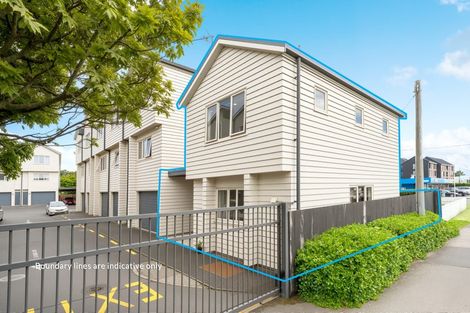 Photo of property in 1/51 Henderson Valley Road, Henderson, Auckland, 0612