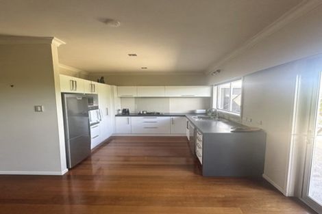 Photo of property in 28 Muritai Crescent, Havelock North, 4130
