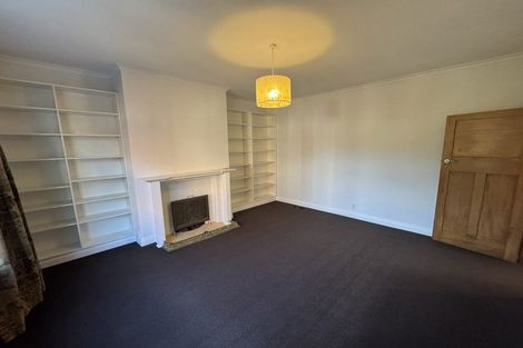 Photo of property in 14 Glen Road, Kelburn, Wellington, 6012