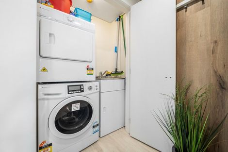 Photo of property in 67 Andrews Road, Queenstown, 9300