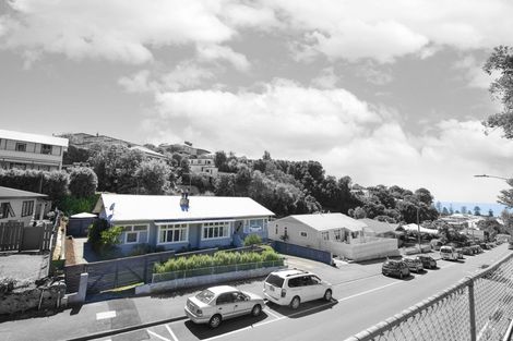 Photo of property in 55 Shakespeare Road, Bluff Hill, Napier, 4110