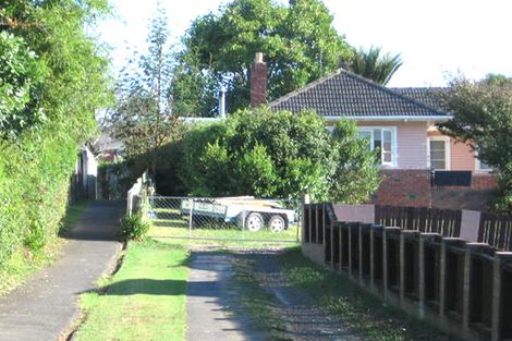 Photo of property in 11 Margan Avenue, New Lynn, Auckland, 0600