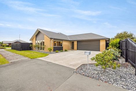 Photo of property in 30 Te Whenu Crescent, Marshland, Christchurch, 8083