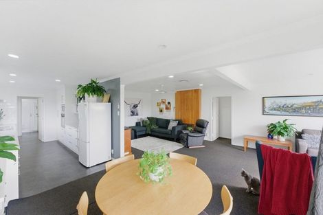 Photo of property in 327 Carrington Street, Vogeltown, New Plymouth, 4310