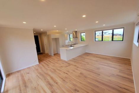 Photo of property in 18 Paihere Street, Huapai, 0810