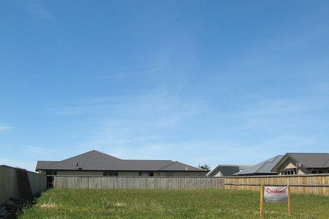 Photo of property in 32 Globe Bay Drive, Templeton, Christchurch, 8042