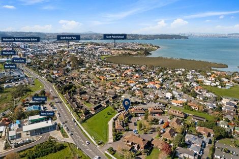 Photo of property in 327e Hobsonville Road, Hobsonville, Auckland, 0618