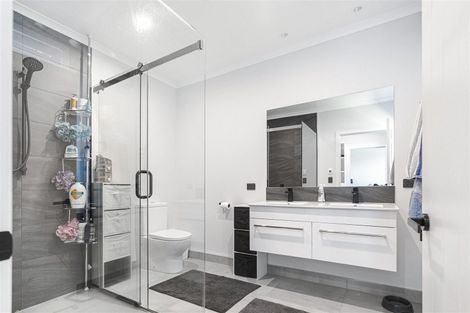 Photo of property in 2 Reuben Avenue, Rolleston, 7615