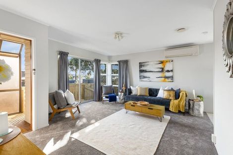 Photo of property in 71b Red Beach Road, Red Beach, 0932