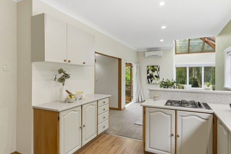 Photo of property in 19 Hadfield Road, Peka Peka, Waikanae, 5391