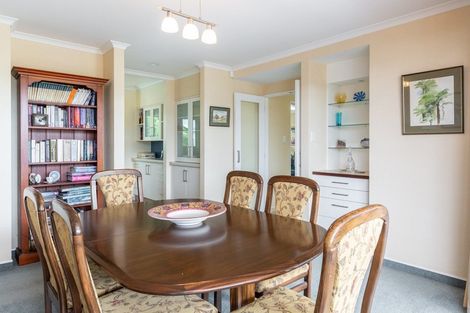 Photo of property in 2 Balmoral Street, Taradale, Napier, 4112