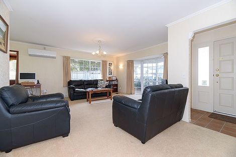 Photo of property in 84 Granville Drive, Massey, Auckland, 0614