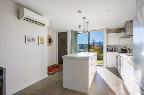 Photo of property in 8 Glen Dene Crescent, Wanaka, 9305