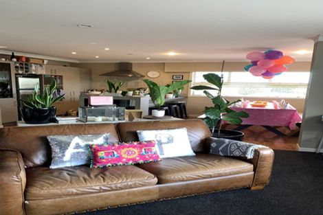 Photo of property in 30 Queen Street, Papakura, 2110