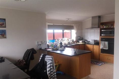 Photo of property in 4 Kotuku Place, Taradale, Napier, 4112