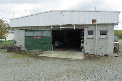 Photo of property in 32 Level Street, Dipton, 9791