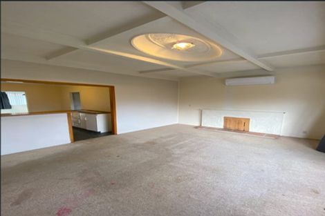 Photo of property in 3170 Great North Road, New Lynn, Auckland, 0600