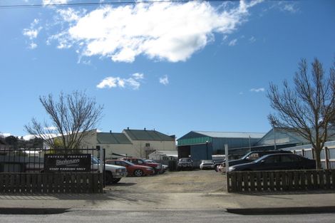 Photo of property in 52 Ruataniwha Street, Waipawa, 4210