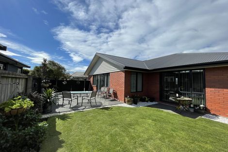 Photo of property in 16a Surrey Street, Linwood, Christchurch, 8062