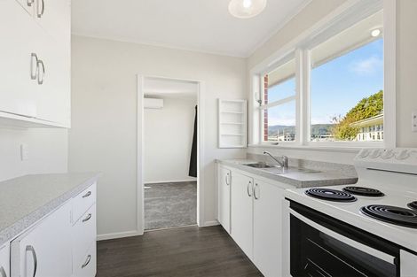 Photo of property in 2/7 Mitre Grove, Trentham, Upper Hutt, 5018