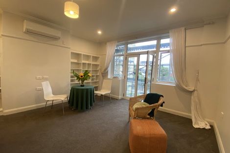 Photo of property in Fountain Court, 48u6 Oriental Parade, Oriental Bay, Wellington, 6011