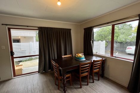 Photo of property in 5 Emmadale Lane, Hamilton East, Hamilton, 3216