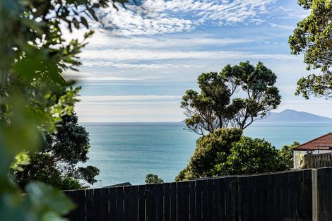Photo of property in 13 Haunui Road, Pukerua Bay, 5026