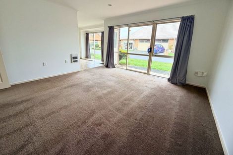 Photo of property in Holdsworth Villas, 68/2 William Donald Drive, Solway, Masterton, 5810