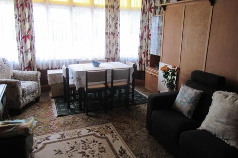 Photo of property in 14 Hughes Street, Waimate, 7924