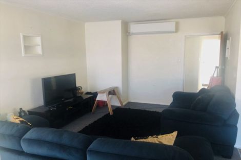 Photo of property in 42 Pollen Crescent, Melville, Hamilton, 3206