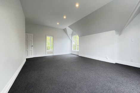 Photo of property in 14 Amreins Road, Waitakere, Henderson, 0782