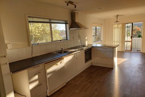 Photo of property in 18 Preston Avenue, Henderson, Auckland, 0610