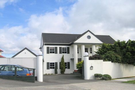 Photo of property in 7a Countess Close, Maupuia, Wellington, 6022