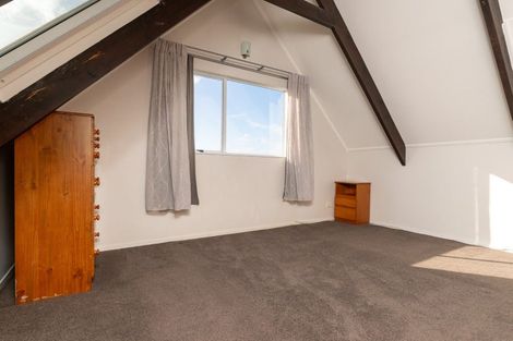 Photo of property in 85 Birkdale Road, Birkdale, Auckland, 0626