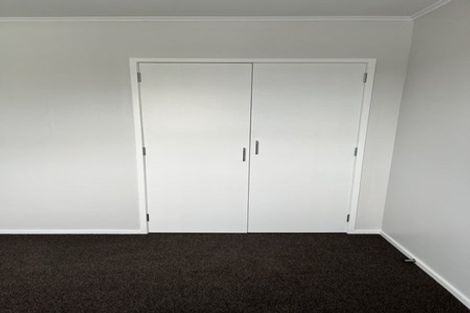 Photo of property in 64a Clayburn Road, Glen Eden, Auckland, 0602