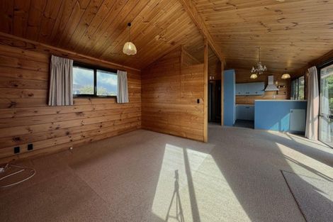 Photo of property in 25 Oratia Street, Waikanae Beach, Waikanae, 5036