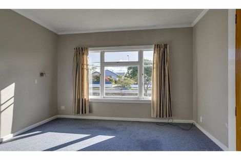 Photo of property in 16 Saint George Street, Watlington, Timaru, 7910